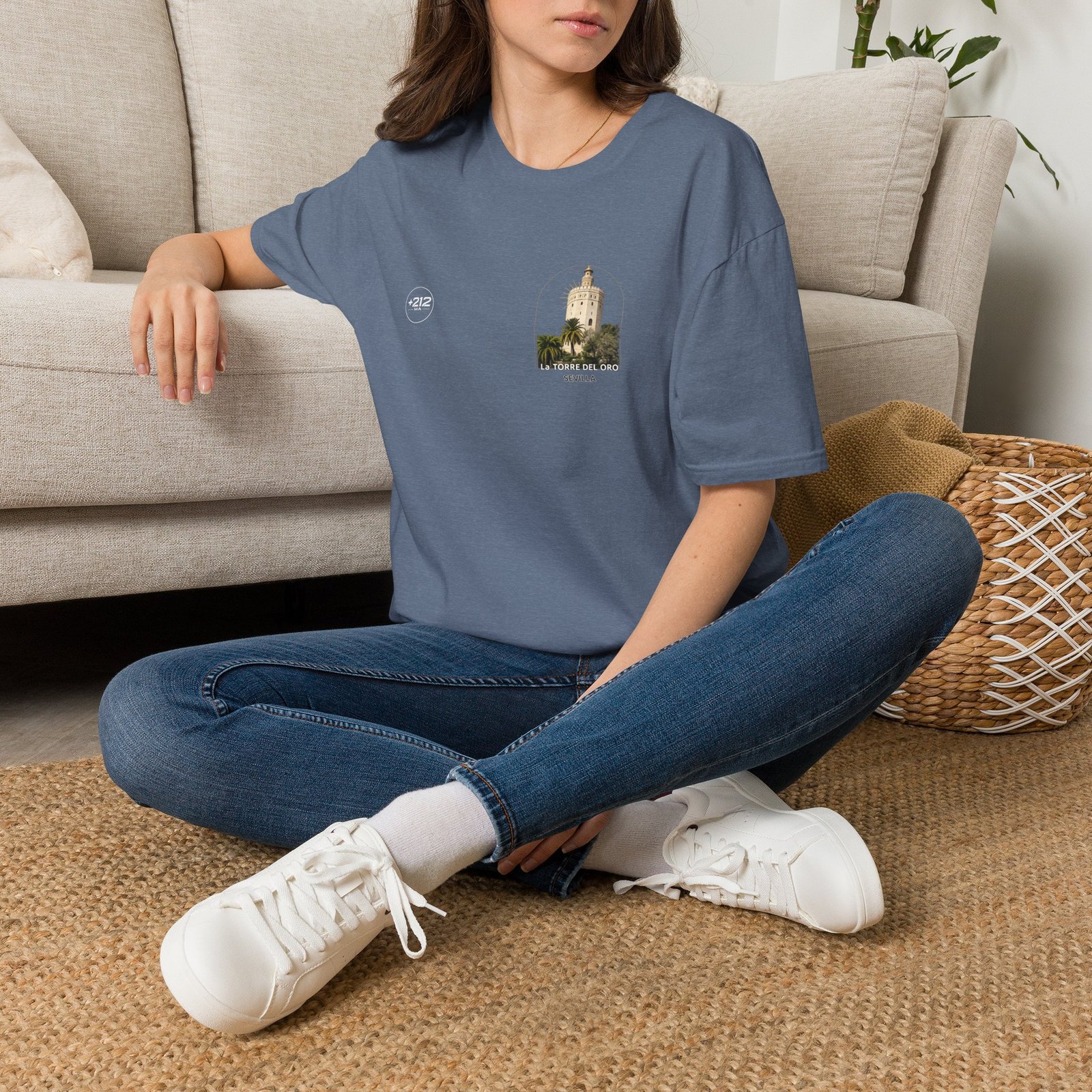 T-Shirt — La Torre del Oro Sevilla Vintage Travel Tee - Image 38